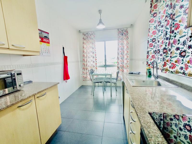 Foto fc6953bd-8385-4396-8baf-e21071e967e1. Apartament a calle isabel la catolica 20- a Los Pacos Fuengirola