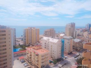 Apartament a Avenida nuestro padre jesús cautivo 32. Gran piso en los boliches con vistas al mar