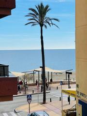Apartament en Paseo martimo rey de espaa 7. Precioso piso en primera lnea de playa con parking comunitaria
