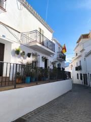 Casa adossada a Calle de los charcones 42. Encantadora casa en el corazón de mijas pueblo – precio negociab