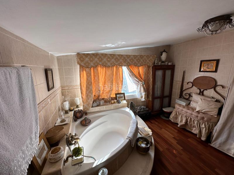 Foto 93e35dbf-03d7-46e0-a756-cde8cb1acbf4. Maison jumelée dans calle limones del lagarejo 17 dans Mijas