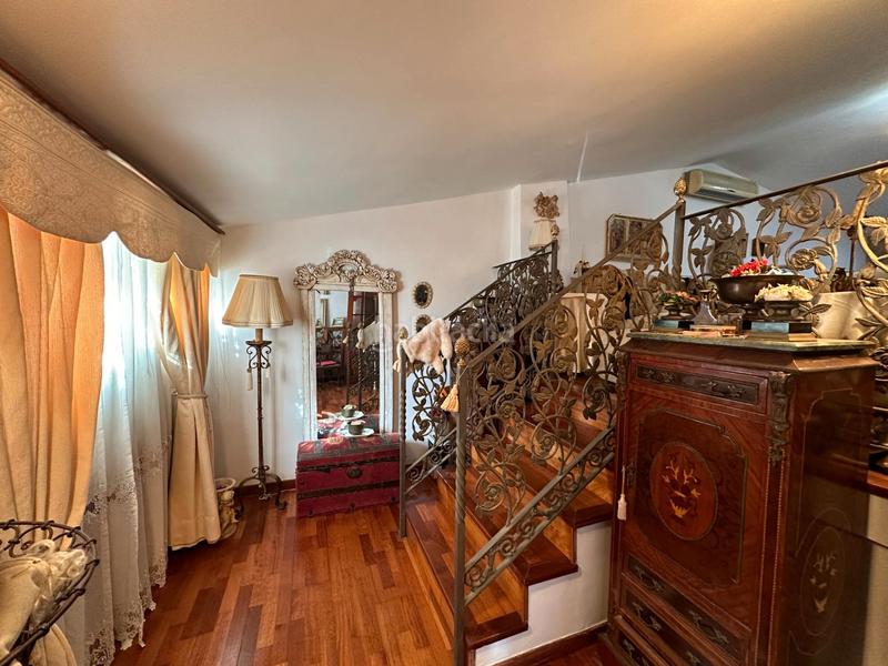 Foto c194cf34-d7e3-40d6-ad92-266c3c3bf324. Maison jumelée dans calle limones del lagarejo 17 dans Mijas