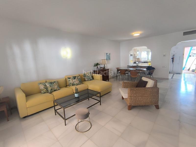 Foto 26de846e-d7e8-44c2-8079-7f1958f490fe. Lloguer apartament a calle del dragma 8 a Atalaya - Isdabe Estepona