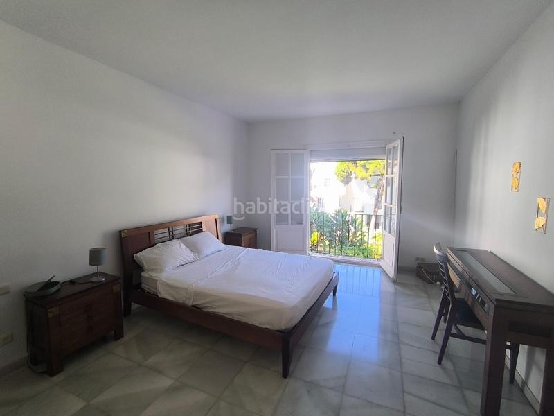 Foto 28966698-8d6f-45b3-8e5b-a28613b9dbb5. Rent apartment in calle del dragma 8 in Atalaya - Isdabe Estepona