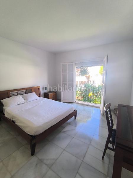 Foto 2bf87e77-27f8-48fc-96a8-524991d45d56. Rent apartment in calle del dragma 8 in Atalaya - Isdabe Estepona