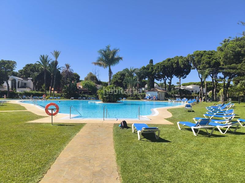 Foto 2dd48cfa-1a3d-41ed-9db2-0e2f837b307e. Rent apartment in calle del dragma 8 in Atalaya - Isdabe Estepona