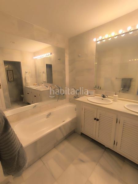 Foto 318ba613-3014-46e9-a036-629f3c81b13f. Rent apartment in calle del dragma 8 in Atalaya - Isdabe Estepona