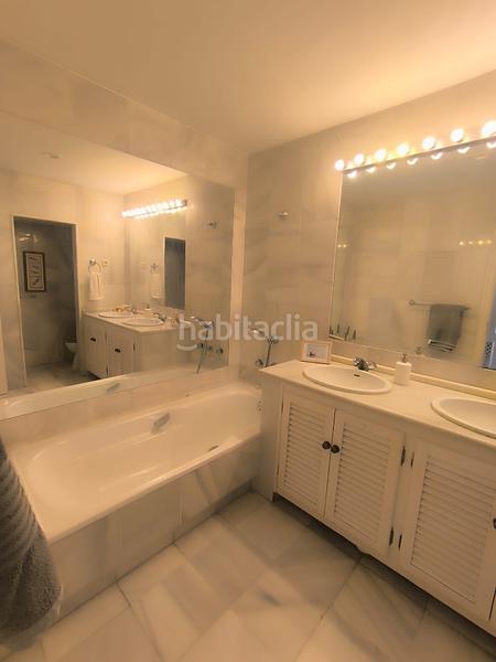 Foto 62956f5f-cd88-49e7-9972-c6daba8bdf00. Rent apartment in calle del dragma 8 in Atalaya - Isdabe Estepona