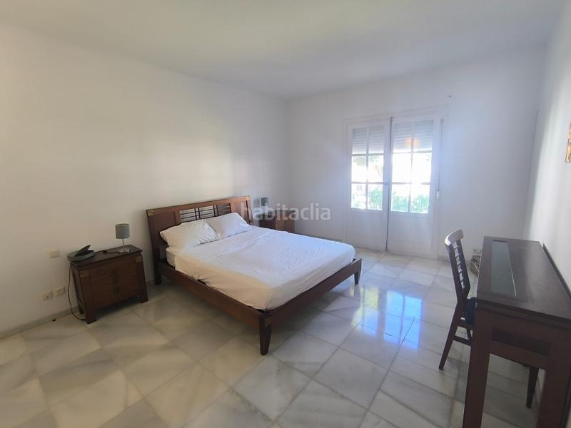 Foto 9b450c63-bf56-47a9-91f5-9ffa08f6a125. Rent apartment in calle del dragma 8 in Atalaya - Isdabe Estepona