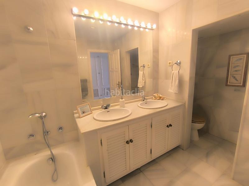 Foto ca9323ad-1910-4251-b014-77c9b3eca9e7. Rent apartment in calle del dragma 8 in Atalaya - Isdabe Estepona