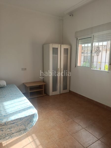 Foto 0a182156-5037-4560-8eaf-b25bf4901b6c. Casa adossada a Victoria (La)
