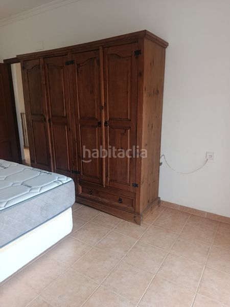 Foto 4e30a489-eeb9-4b03-b38c-ce14e29bd9c3. Casa adossada a Victoria (La)
