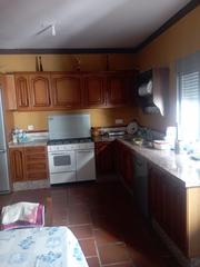 Casa adossada  Carretera fuente palmera. Vende casa adosada centro de fuente palmera
