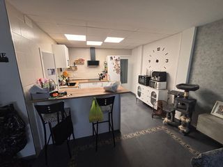 Flat in Calle sol 28. Vende piso "palma del rio"