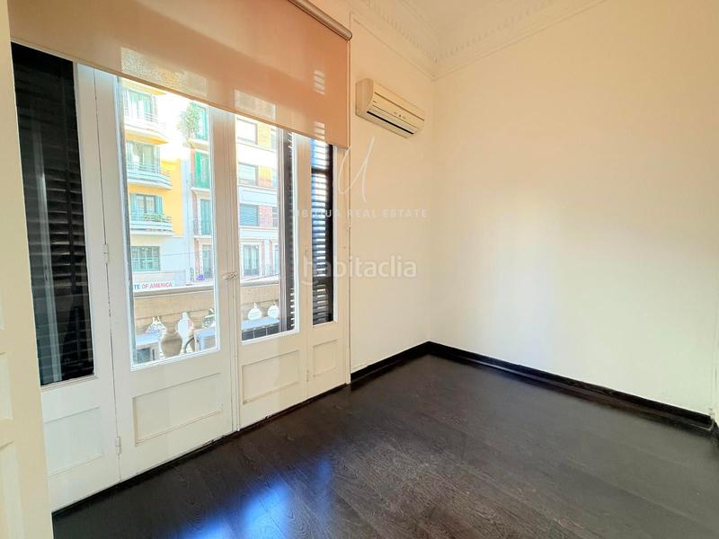 Foto e829d9d0-4f13-4e45-a80d-818dad823e52. Location bureau avec chauffage dans Putget - Farró Barcelona