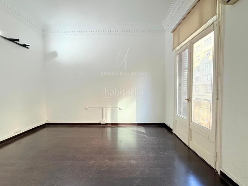 Foto f0115298-457a-49ba-ab88-d682f8520f68. Location bureau avec chauffage dans Putget - Farró Barcelona