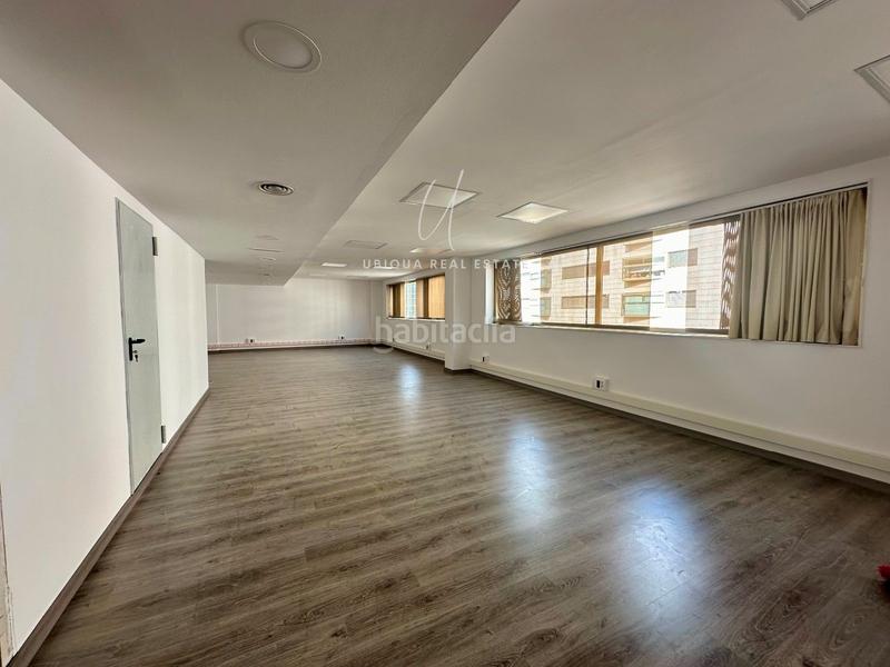 Foto 23436df5-4b76-4faf-ae37-f3a8cdf92cd5. Rent office space with heating in Barri de les Corts Barcelona