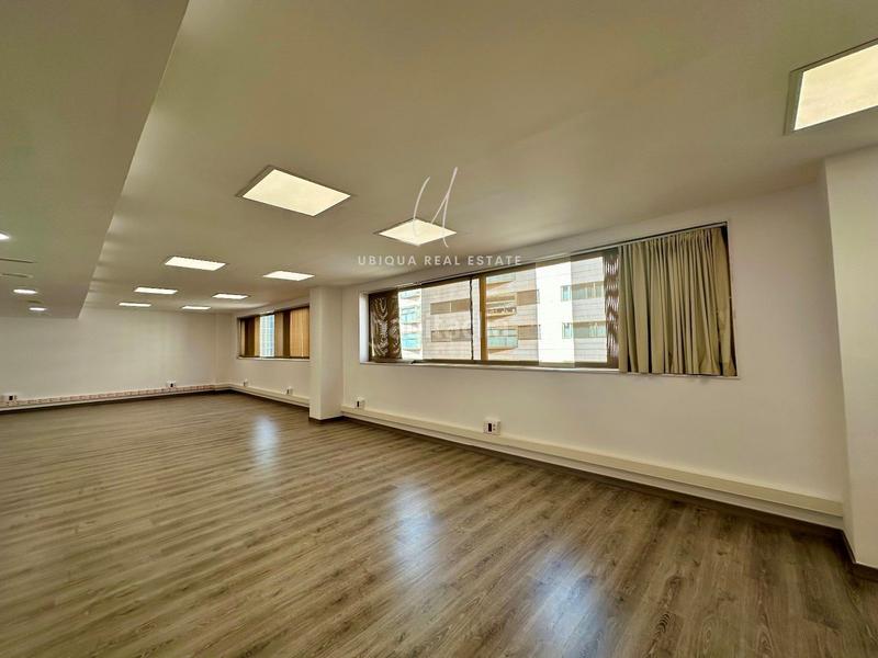 Foto 799c520d-db47-4719-93e9-72a23d6ad922. Rent office space with heating in Barri de les Corts Barcelona