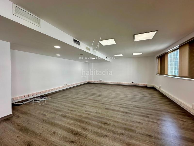 Foto ba9c9ffb-5f00-4f09-983b-083ed9d7ace1. Rent office space with heating in Barri de les Corts Barcelona