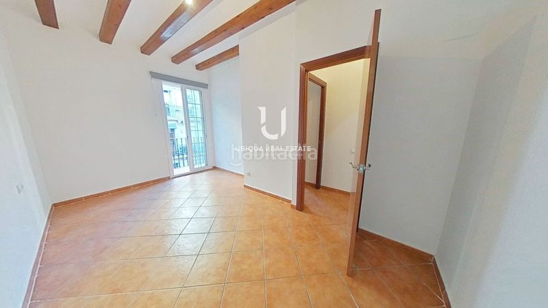 Foto 15ffee7f-35f6-4379-81ea-43cb8e8f029f. Pis a Sant Antoni Barcelona