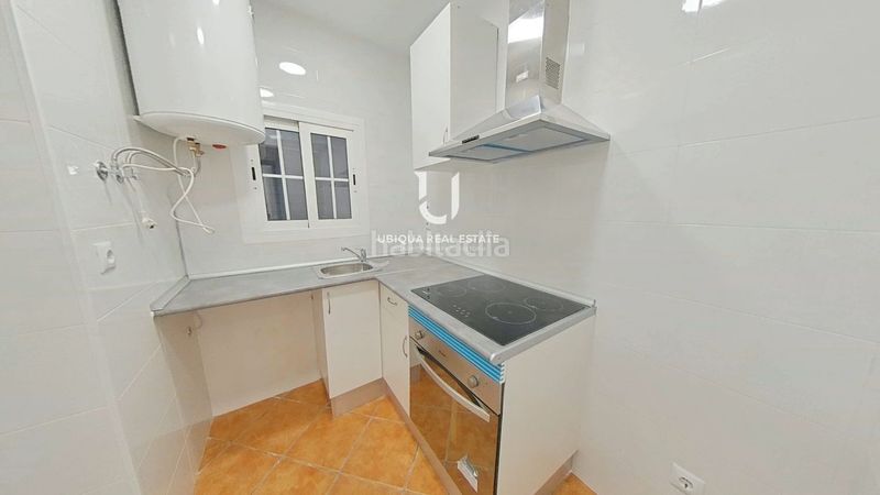 Foto 50b3a925-644b-4f0c-9274-a86dea19e9ce. Pis a Sant Antoni Barcelona