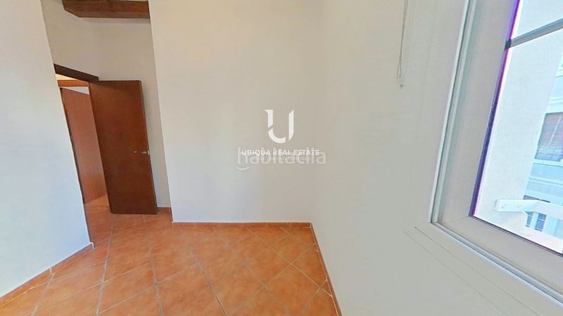 Foto 9f011cfb-773a-4cbb-b84c-39073cd7b3f4. Pis a Sant Antoni Barcelona