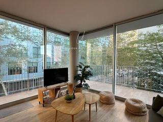 Location Appartement  Calle de la ciutat de granada. Espectacular piso amueblado en el 22 junto a metro de glories