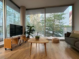 Location Appartement  Calle de la ciutat de granada. Espectacular piso amueblado en el 22 junto a metro de glories