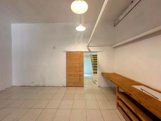 Rent Business premise  Calle de manuel angelon. Local comercial en zona putxet