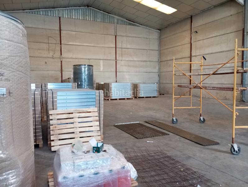 Foto acc262d2-84a9-423a-8f60-adf2c3023b7f. Location bâtiment à usage industriel dans Camas