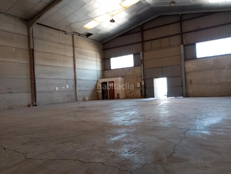 Foto e52eb92a-16eb-450b-b3a9-7c6c3d045f74. Location bâtiment à usage industriel dans Camas