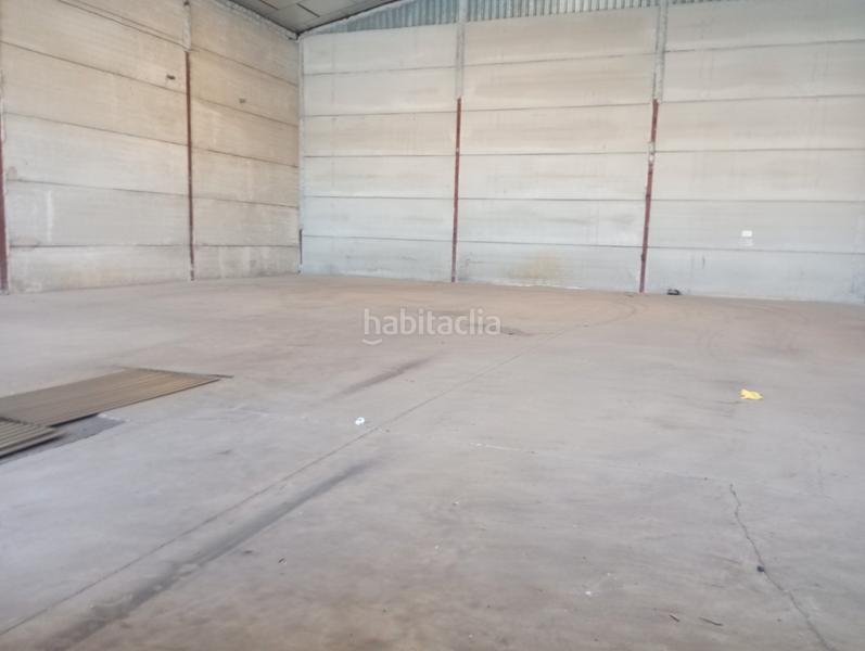 Foto e989f8ba-d2e3-42f7-bce9-8e0d15ead071. Location bâtiment à usage industriel dans Camas