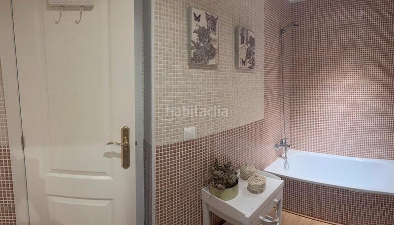 Foto 56a92716-e09b-4691-a453-e49fe711b60a. Casa bifamiliare con camino riscaldamento parcheggio piscina in Espartinas