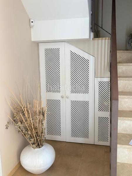 Foto a639a6de-1bf0-4133-95ff-beb3bf20635c. Casa bifamiliare con camino riscaldamento parcheggio piscina in Espartinas