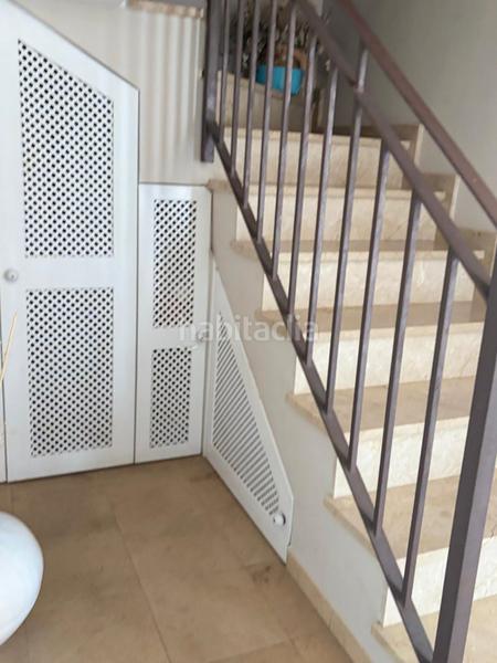 Foto f21c405a-e8a0-4be4-bdaa-b86a3975c3ab. Casa bifamiliare con camino riscaldamento parcheggio piscina in Espartinas