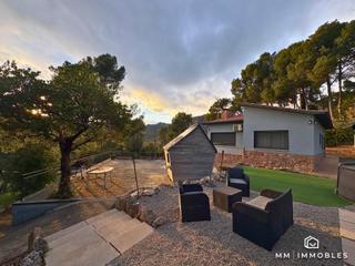Maison  Carrer font de l'alzinella