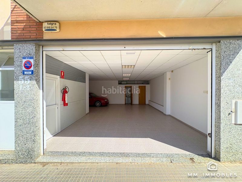 Foto 5cc21612-c318-4b74-8c9e-06bd19bd7f7f. Local comercial a Franqueses del Vallès (Les)