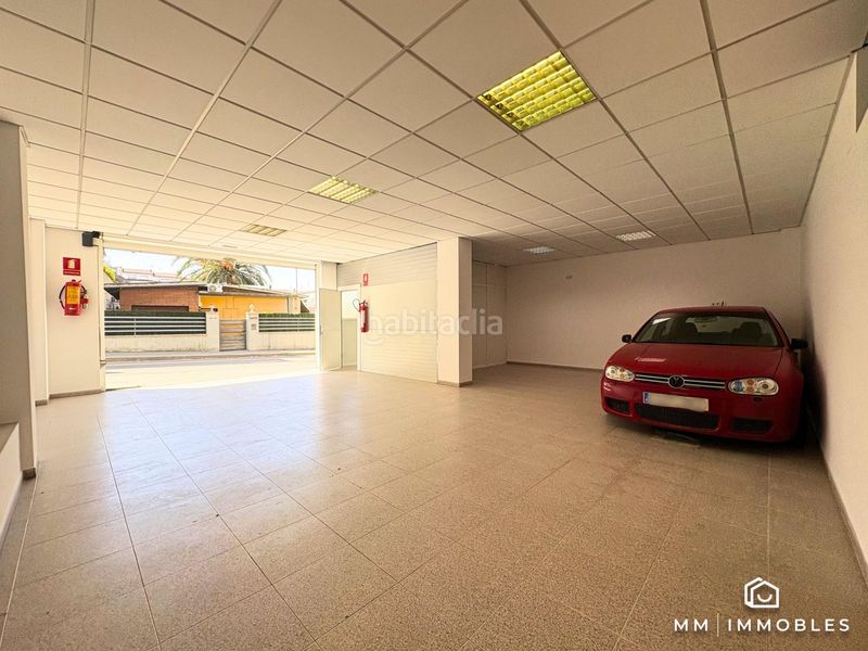Foto aae4958b-c370-4eb2-9ef7-66a829ee4cc3. Local comercial a Franqueses del Vallès (Les)