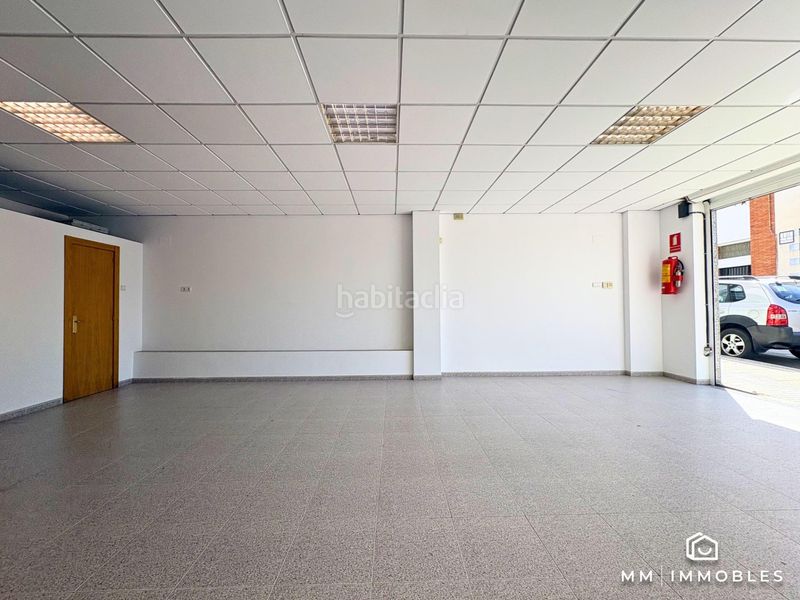 Foto c3c900ee-6e51-4a1e-a22a-3edd70dd7d86. Local comercial a Franqueses del Vallès (Les)