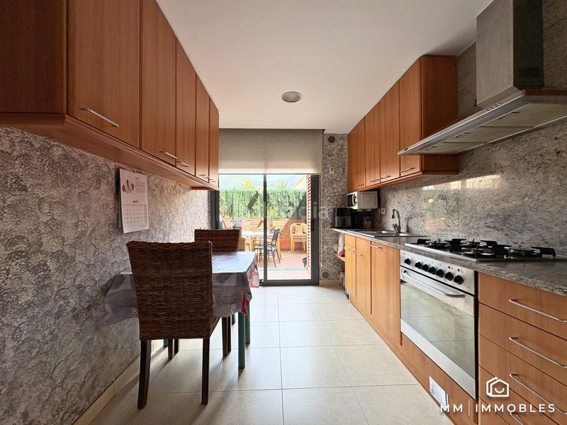 Foto 2beb2736-4bb5-40fb-8cee-14432042adfc. Planta baixa amb calefacció aparcament a Nord Oest - Can Noguera Garriga (La)