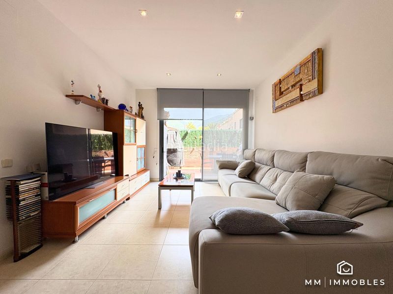 Foto a0854bea-245d-4b11-a5d6-264a92f7cafb. Planta baixa amb calefacció aparcament a Nord Oest - Can Noguera Garriga (La)