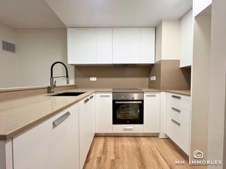 Flat  Carrer josep carner. Obra nova a font verda, una de les millors zones de granollers