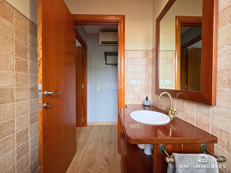 Foto c03a2238-4042-4e95-8abf-3119efc28ac6. Casa amb calefacció aparcament piscina a Lliçà d´Amunt