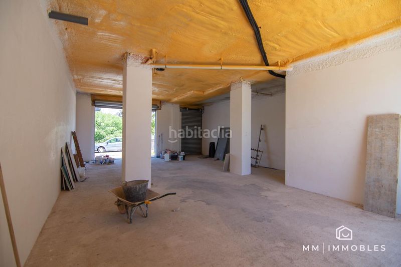 Foto 60beff46-45e1-46e5-bbba-0d326e3b401c. Local comercial a Lledoner Granollers