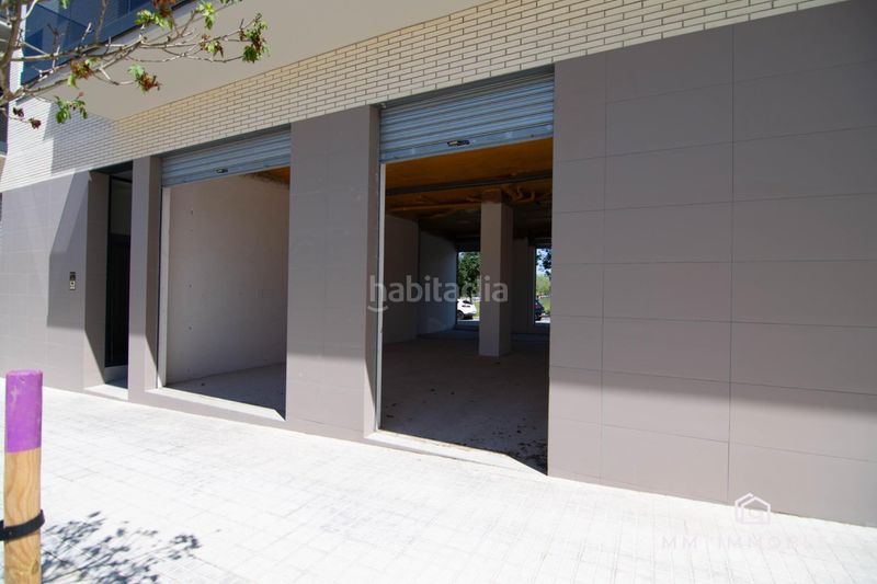 Foto 70d8bfd2-3ad5-4148-b606-fe7d797450d3. Local comercial a Lledoner Granollers