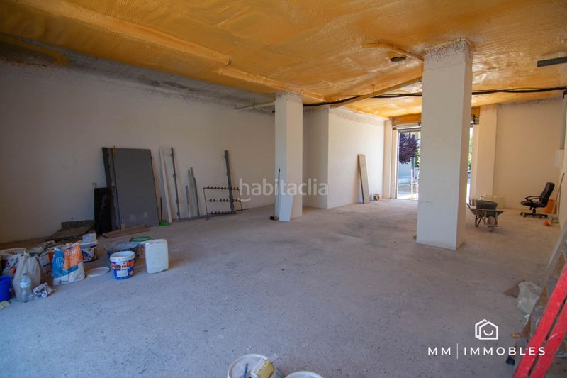 Foto a59153c0-2fb9-4046-9f99-ca042c8d6f64. Local comercial a Lledoner Granollers