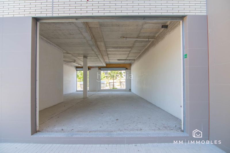 Foto b481126c-f010-4546-b6ce-a1b1c1b24913. Local comercial a Lledoner Granollers