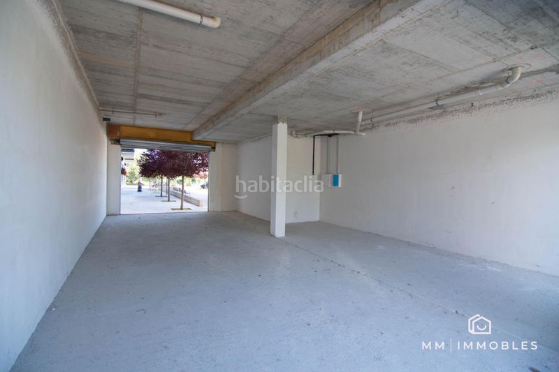 Foto cd46f32c-8f27-438a-867b-025f5fb84654. Local comercial a Lledoner Granollers