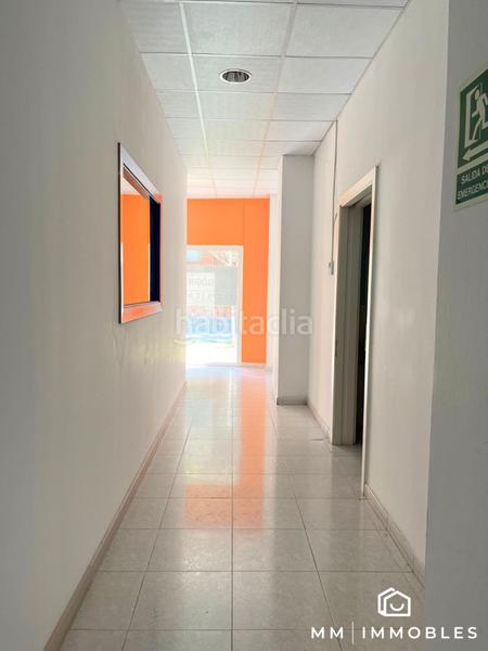 Foto 4820d430-d7b6-4037-8e3d-5f63d3b769ff. Alquiler local comercial en esteve terrades 28 lloguer local comercial zona Tres Torressant miquel. en Granollers