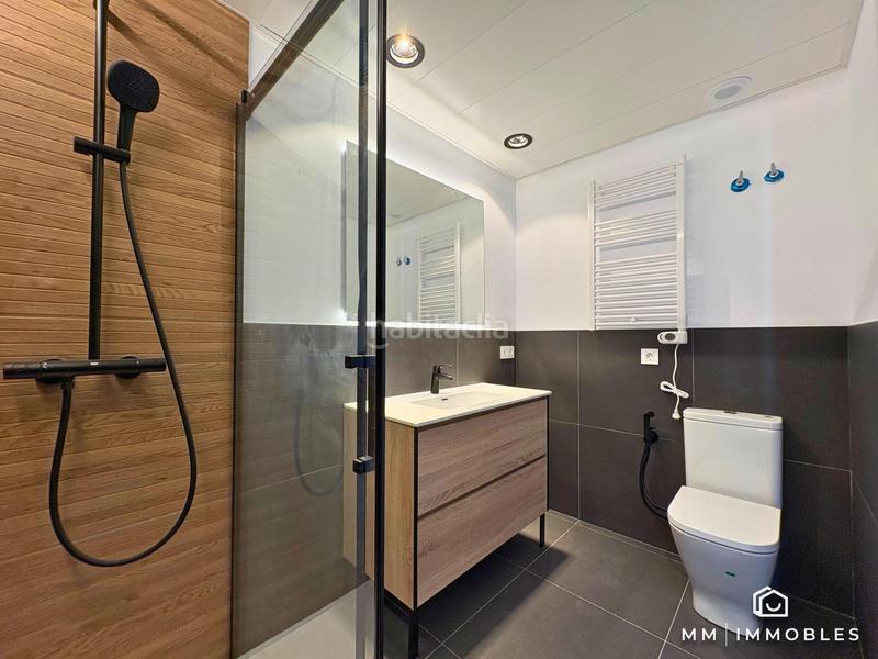 Foto 3b5d5967-61a6-4dbe-b31a-1acc97f36347. Pis a calle francesc ribas 56 a Font Verda Granollers